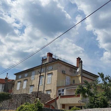 Apartment Palazzo Sare Vrbnik  Extérieur photo