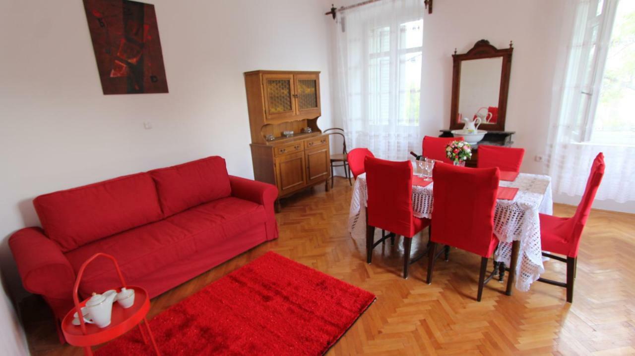 Apartment Palazzo Sare Vrbnik  Extérieur photo