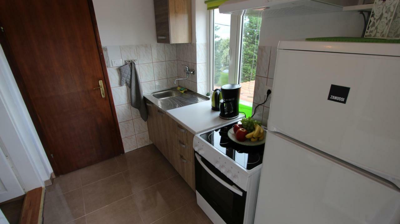 Apartment Palazzo Sare Vrbnik  Extérieur photo